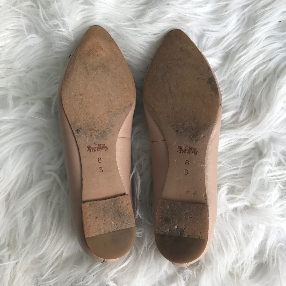 COACH Nude Leather Flats "Radient" Style - Picture 4 of 8
